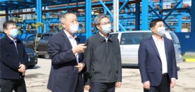 抓项目建设，，，，，，促经济生长——苏州市委副书记朱民调研btt博天堂集团